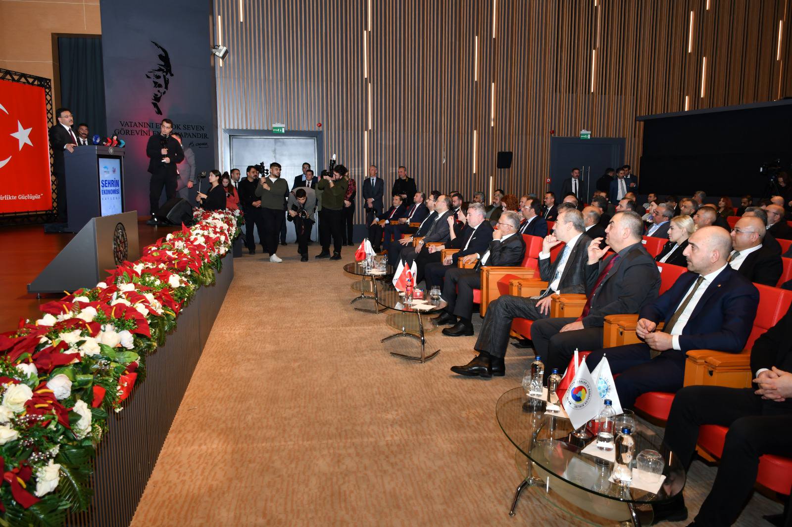 ŞEHRİN EKONOMİSİ PROGRAMINDA ÖNEMLİ AÇIKLAMALAR