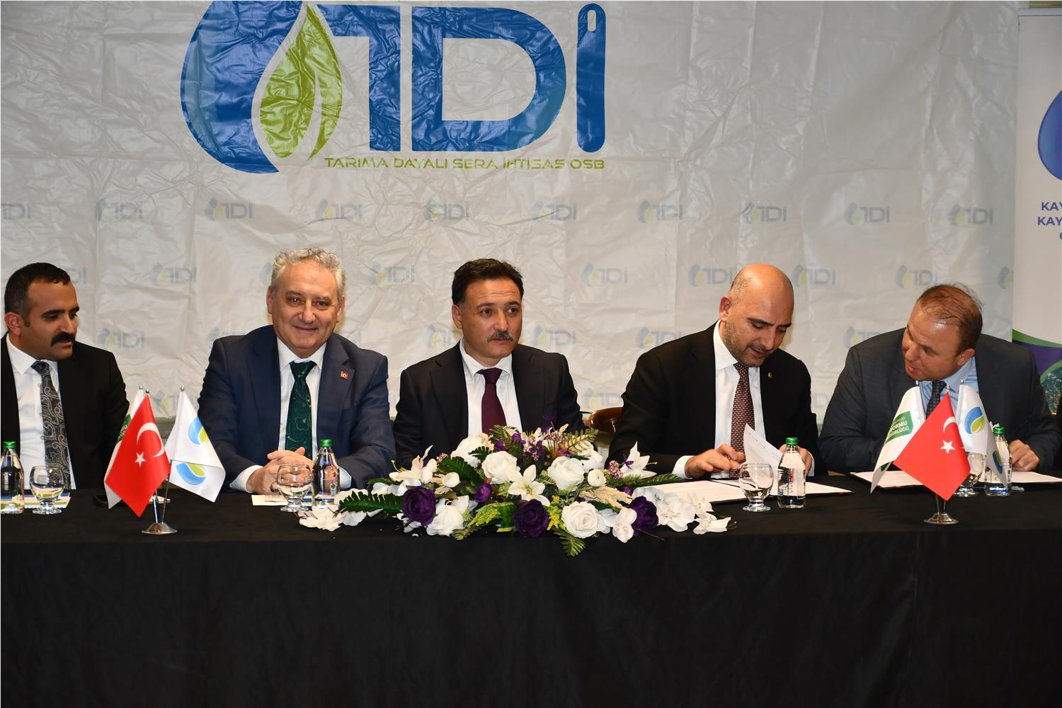 JEOTERMAL KAYNAKLI SERA OTB BÜYÜMESİNİ SÜRDÜRÜYOR